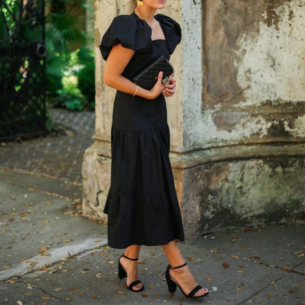 ISO!! NOT selling! Looking for this Hunter Bell Cassidy dress